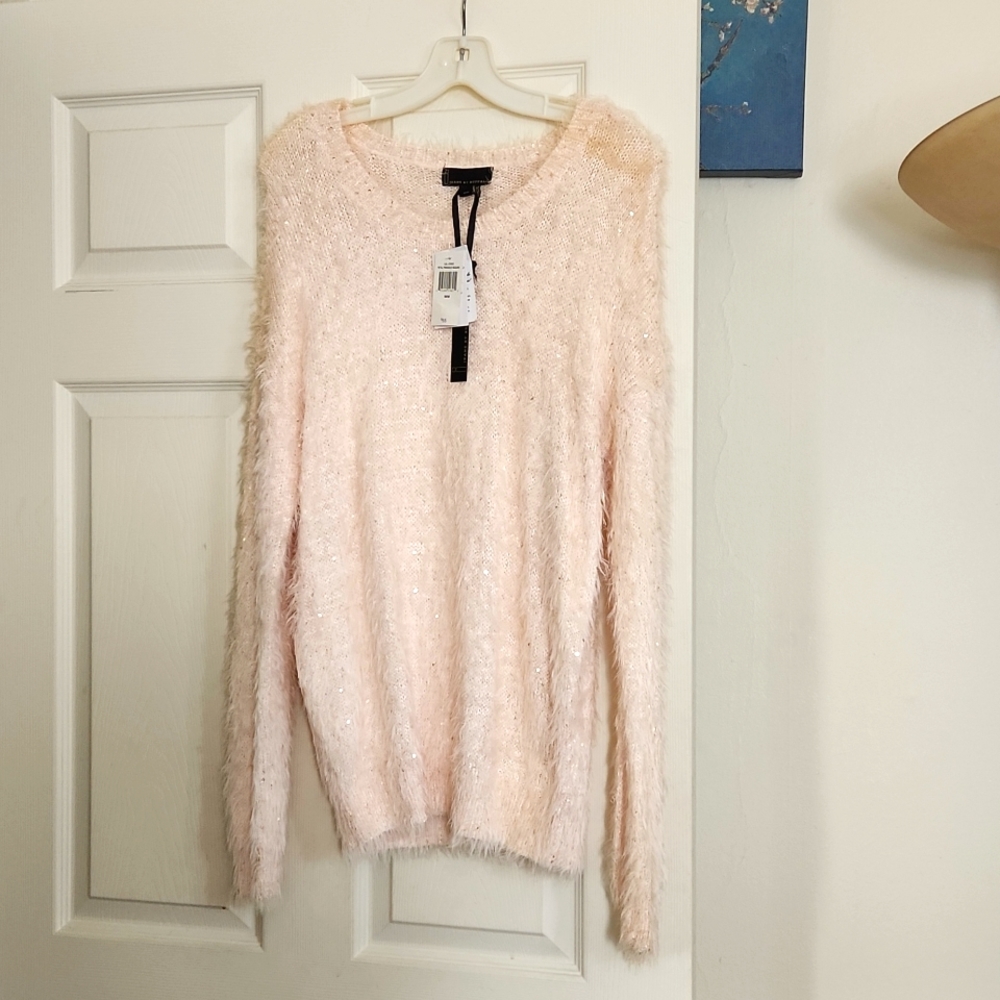 Jeans by Buffalo Medium Sweater